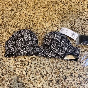 NWT Hollister bikini top